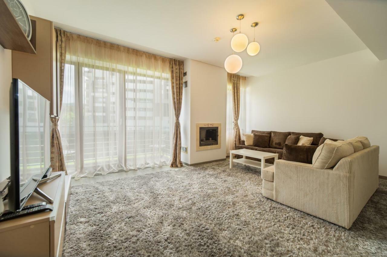 Family Apartment In Silver Mountain Resort โปยานาบราซอฟ ภายนอก รูปภาพ